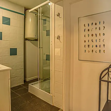 Marques De Pombal - 8 Bedroom 리스본