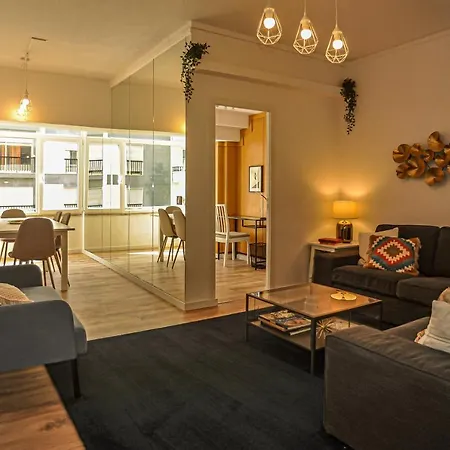 Marques De Pombal - 8 Bedroom Affittacamere
