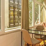 Marques De Pombal - 8 Bedroom *