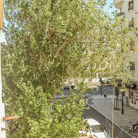 Marques De Pombal - 8 Bedroom *