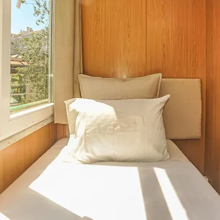 Marques De Pombal - 8 Bedroom *